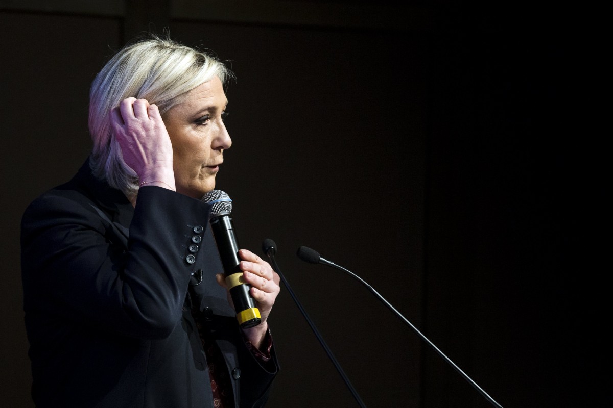 Le Pen contro Meloni perché accetta il Patto migratorio: serve un recovery plan Ue e fa uno “sconto”