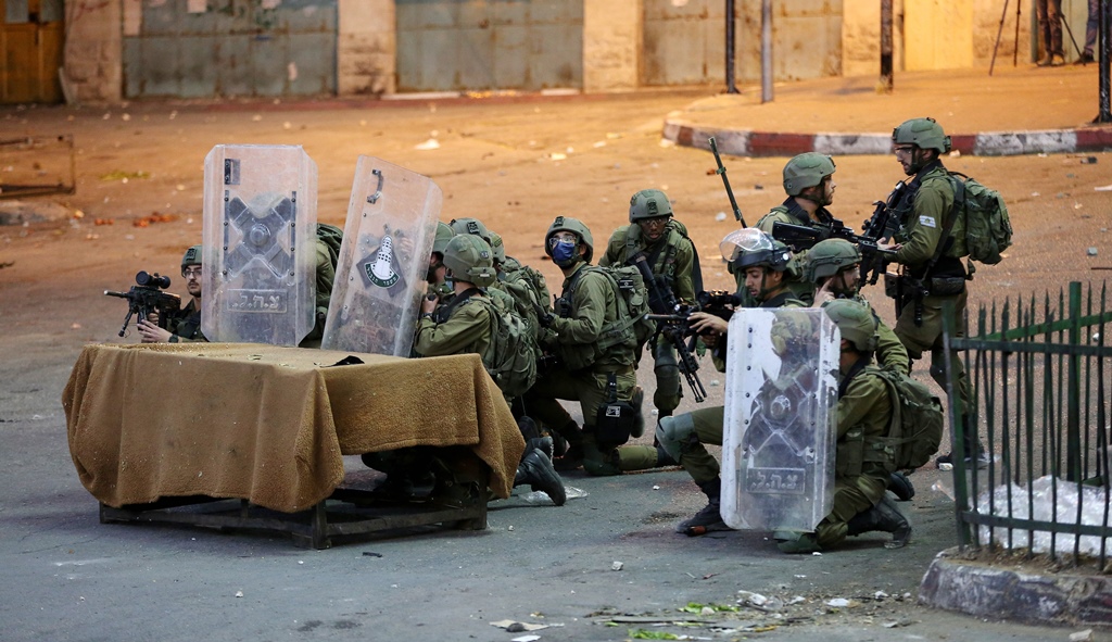 Νύχτα κόλασης σε Γάζα – Ισραήλ: Ρουκέτες, πύραυλοι και μάχες συμμοριών σώμα με σώμα στους δρόμους | Hellasjournal.com