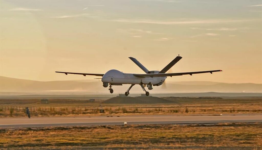 Τα τουρκικά drones αλωνίζουν ανενόχλητα στο Αιγαίο… Θα αντιδράσουμε;
