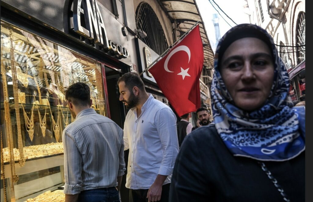  Ενας μήνας δια νόμου λογοκρισίας στην Τουρκία: Μια πρώτη ααποτίμηση της Ντόιτσε Βέλε