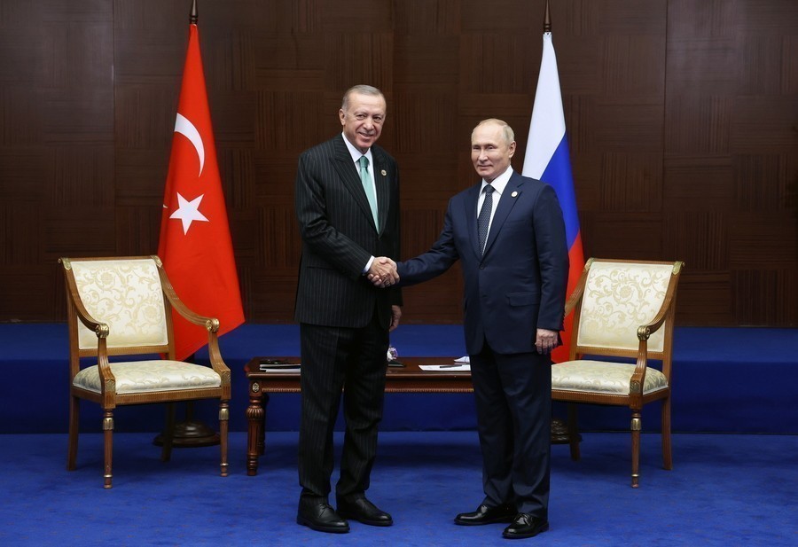  Η Ρωσία και η Τουρκία πρέπει να πληρώσουν αποζημιώσεις για τα εγκλήματά τους σε Ουκρανία, Αρμενία, Κύπρο και Ελλάδα.